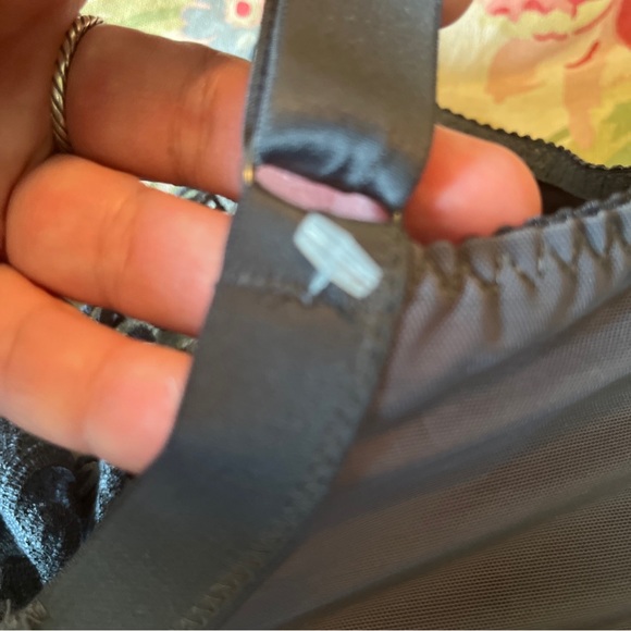 FLIRTELLE Size 36N Gray Bra Feminine Lace Underwire Sexy Lingerie Stretch $84NEW - Picture 13 of 15